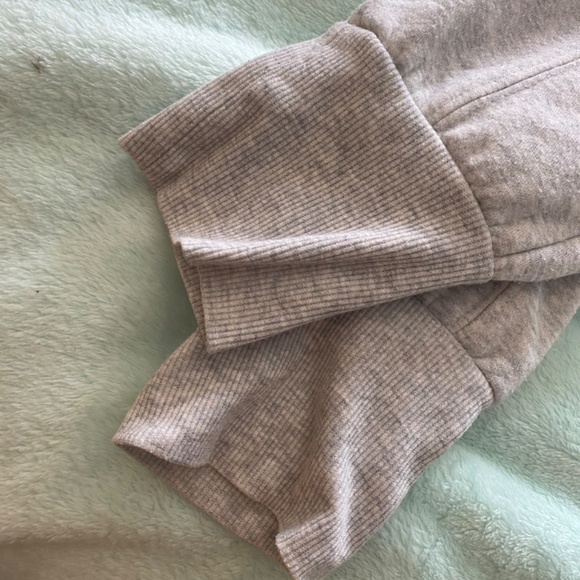 Grey sweatpants - Picture 5 of 6